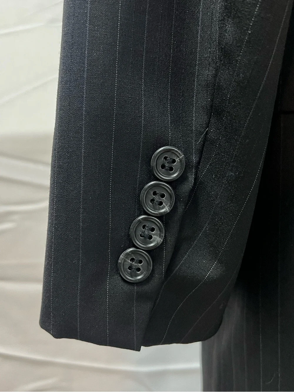 Hart Schaffner Marx Men's 40R Blazer 34x30 Pants Black Pinstripe Trumpeter Suit